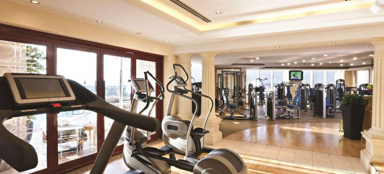 迪拜费尔蒙特酒店(Fairmont Dubai)图片