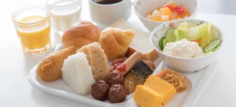 小仓昆特萨酒店 Comic&Books(Quintessa Hotel Kokura Comic&Books)图片