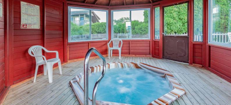 圣伊尼亚斯湖滨戴斯套房酒店(Days Inn & Suites by Wyndham St. Ignace Lakefront)图片