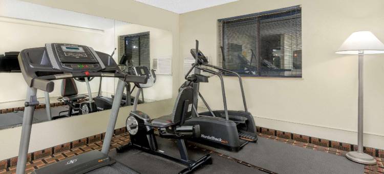 肯特-阿克伦地区温德姆速8酒店(Super 8 by Wyndham Kent/Akron Area)图片