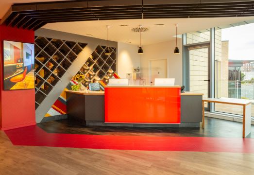 Four Points Flex by Sheraton Dundee Hotel Overview