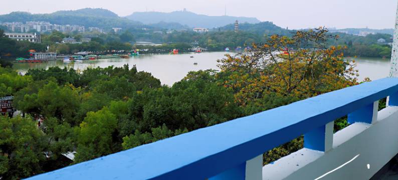 致寓·湖畔｜Xihu Zeal Home民宿(惠州西湖水东街步行街店)图片