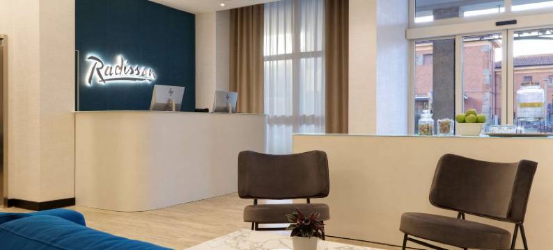 费拉拉丽筠酒店(Radisson Hotel Ferrara)图片