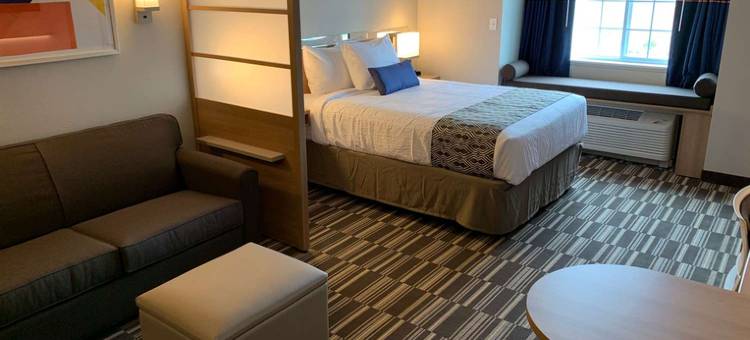 喷泉城北温德姆麦客达套房酒店(Microtel Inn & Suites by Wyndham Fountain North)图片