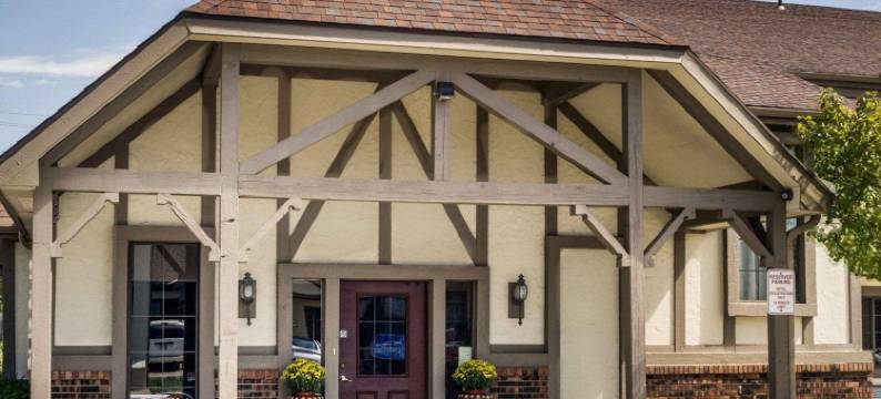 大学城伊克诺旅馆(Econo Lodge University)图片