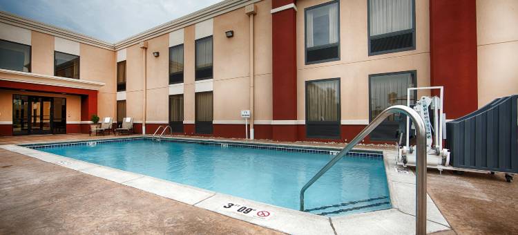 百汇贝斯特韦斯特优质酒店(Best Western Plus Parkway Hotel)图片