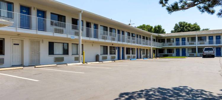 雷丁中央6号汽车旅馆(Motel 6 Redding, CA - Central)图片