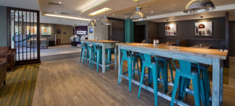 斯劳中心南普瑞米尔酒店(Premier Inn Slough Central South)图片