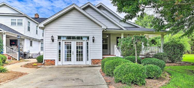 令人惊叹的Sumter家位于活跃的330英亩农场上！(Stunning Sumter Home on Active 330-Acre Farm!)图片