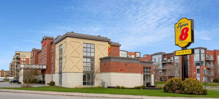 拉彻尼亚/特勒博恩速 8 酒店(Super 8 by Wyndham Lachenaie/Terrebonne)图片