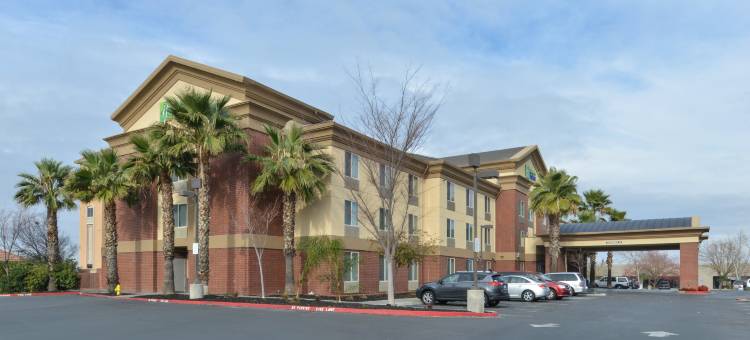 Holiday Inn Express 伍德兰德(Holiday Inn Express WOODLAND by IHG)图片