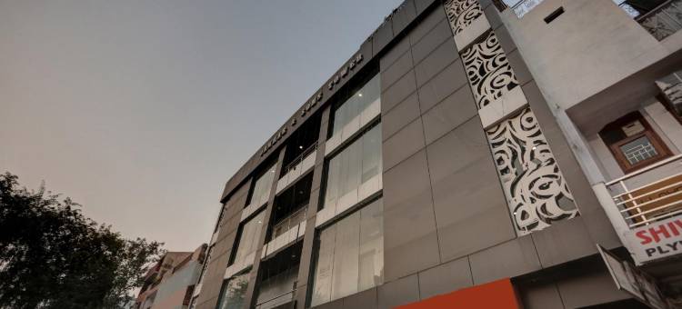 典藏O 38070 南加尔拉亚潘卡路酒店(OYO Townhouse 475 Nangal Raya Pankha Road)图片