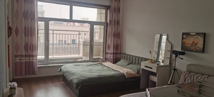 房东秋风细雨公寓(龙海胡同分店)图片