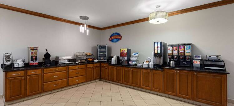 滑铁卢呗盟套房酒店(Baymont by Wyndham Waterloo)图片