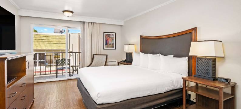 皇家橡树贝斯特韦斯特优质酒店(Best Western Plus Royal Oak Hotel)图片