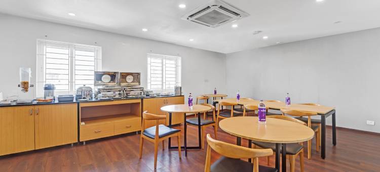 奥马尔索莱帕卡姆乌帕尔酒店(Upar Hotels Thoraipakkam, OMR)图片