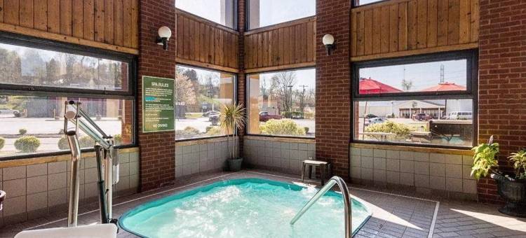 维也纳帕克斯堡北凯艺酒店(Quality Inn Parkersburg North-Vienna)图片