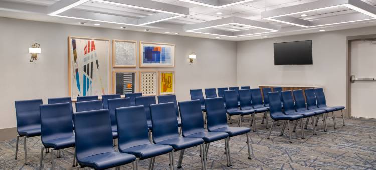 智选假日套房酒店特雷霍特(Holiday Inn Express & Suites Terre Haute)图片