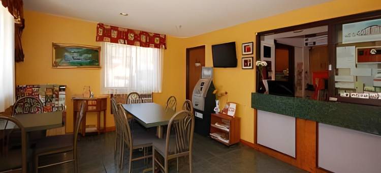 格林斯伯勒-体育馆-会议中心温德姆速8酒店(Super 8 by Wyndham Greensboro/Coliseum/Conv.)图片