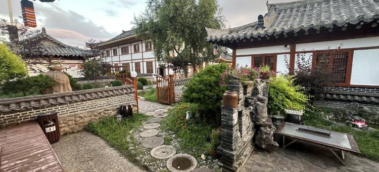防川朝鲜族民宿(圈防线分店)图片