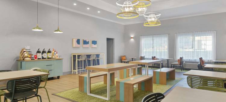 圣安东尼奥多米尼恩希尔顿斯帕克酒店(Spark by Hilton San Antonio Dominion)图片