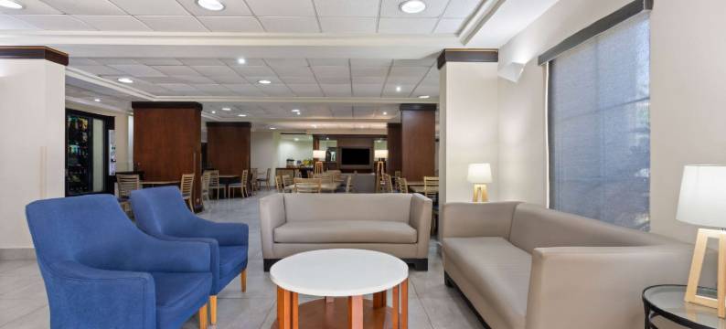 蒙特雷机场温德姆花园酒店(Wyndham Garden Monterrey Aeropuerto)图片