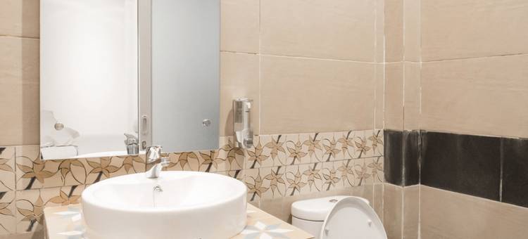 红多兹Plus酒店-德曼甘格加亚(RedDoorz Plus @ Demangan Gejayan)图片