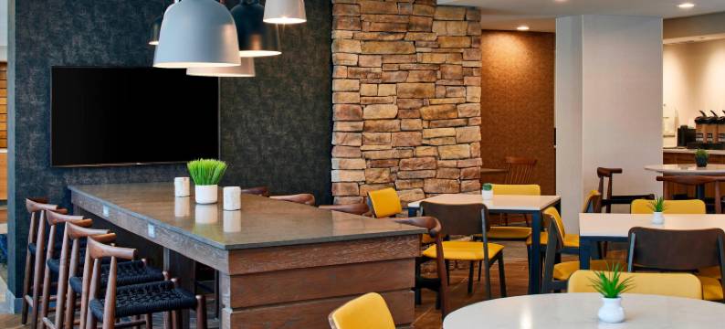 奥尔巴尼机场万枫套房酒店(Fairfield Inn & Suites Albany Airport)图片