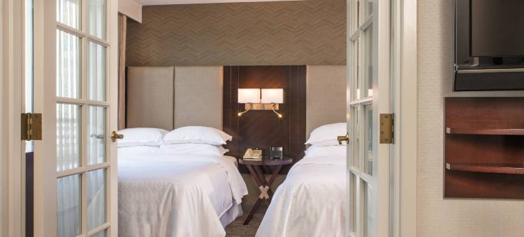 芝加哥埃尔克格罗夫喜来登套房酒店(Sheraton Suites Chicago Elk Grove)图片