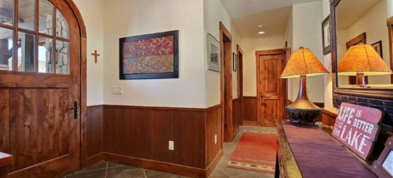 Best Views in GrandLake, Lakeside, Hot Tub, High End Kitchen, Comfy Beds, & More图片