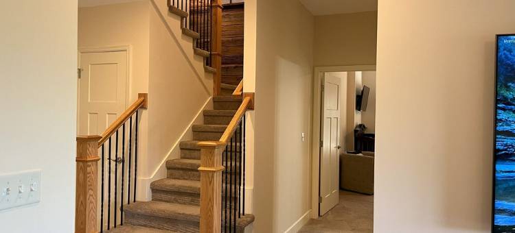 大雾山无障碍友好度假屋！180°视野，配有3个带顶棚门廊(Mobility Friendly Smoky Mountain Vacation Rental! 180° Views, 3 Covered Porches)图片