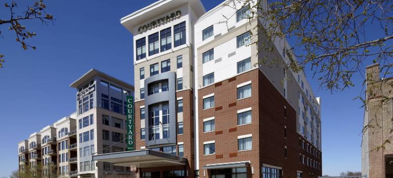 阿克伦市中心万怡酒店(Courtyard Akron Downtown)图片