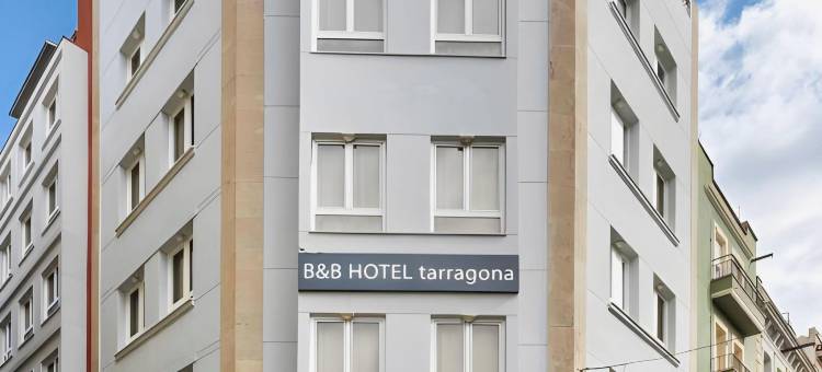 塔拉戈纳中心乌比斯住宿加早餐旅馆(B&B Hotel Tarragona Centro Urbis)图片