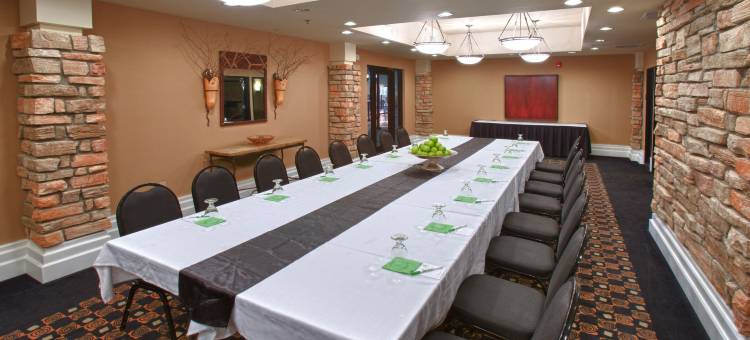 圣保罗东北 - 埃尔莫湖假日酒店(Holiday Inn & Suites ST. Paul NE - Lake Elmo)图片