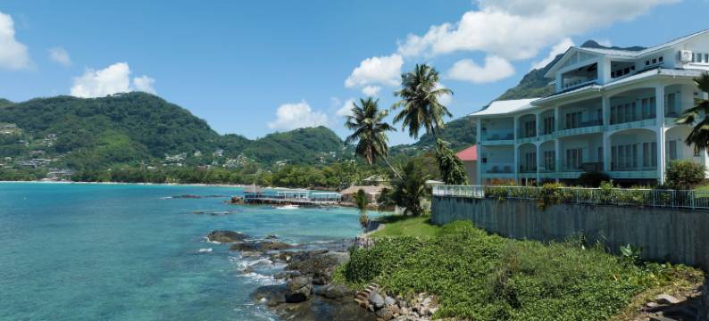 瓦隆恩得海边别墅酒店(VallonEnd Beachfront Villa with Excellent View)图片