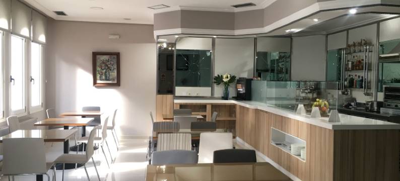 克鲁尼酒店(Hotel Crunia I A Coruña)图片