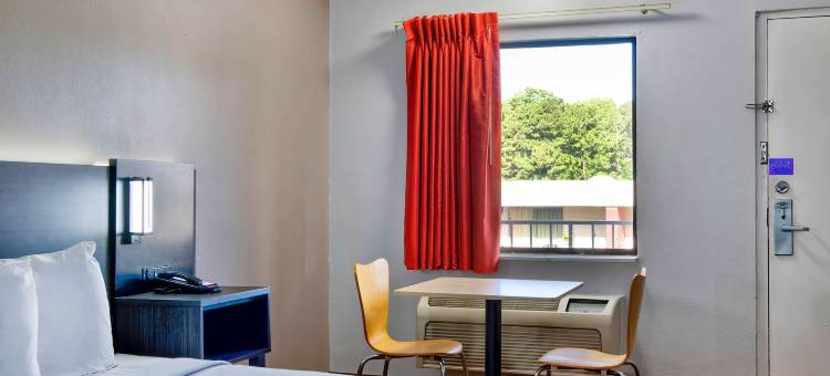 盖恩斯维尔6号汽车旅馆(Motel 6 Gainesville, GA)图片