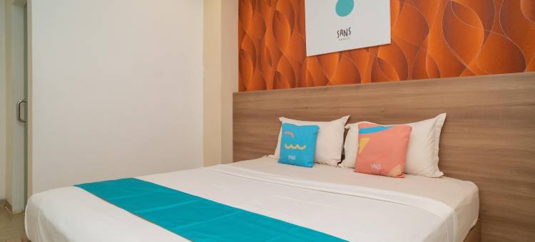 桑斯库邦英达泗水酒店(Sans Hotel Kupang Indah Surabaya by RedDoorz)图片