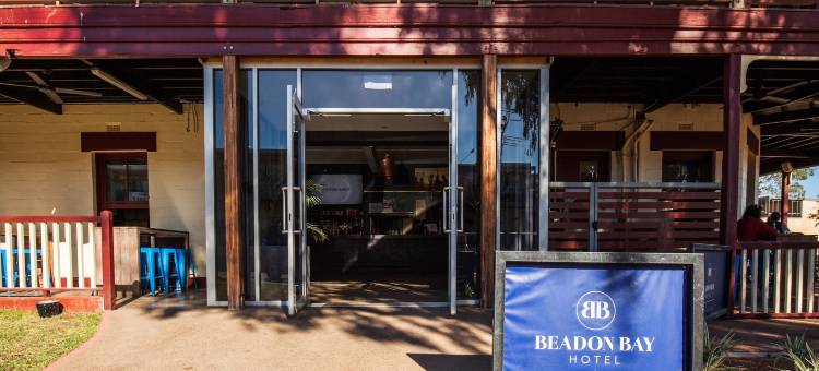 比顿湾酒店(Beadon Bay Hotel)图片