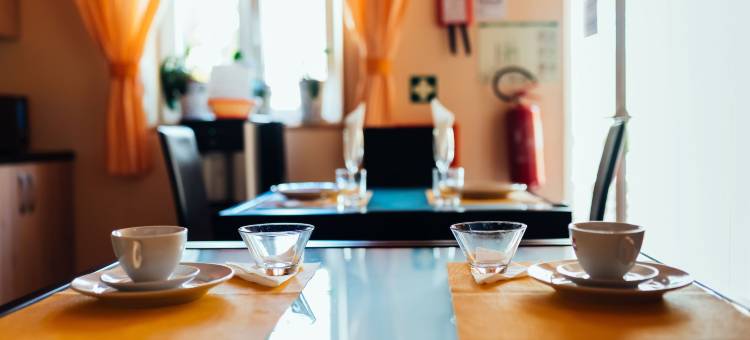 幸福旅馆(Happy House)图片