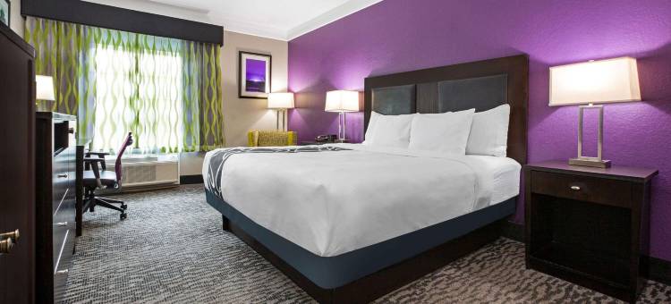 皮尔兰拉昆塔温德姆套房酒店(La Quinta Inn & Suites by Wyndham Pearland - Houston South)图片