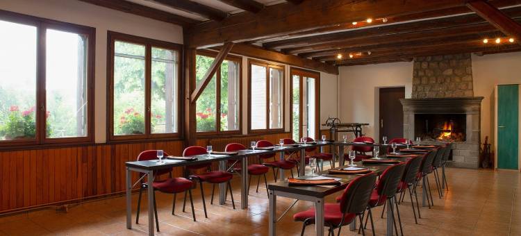 超级贝斯东部奥贝奇原生酒店(Auberge de la Petite Ferme, Super-Besse Est, the Originals Relais)图片