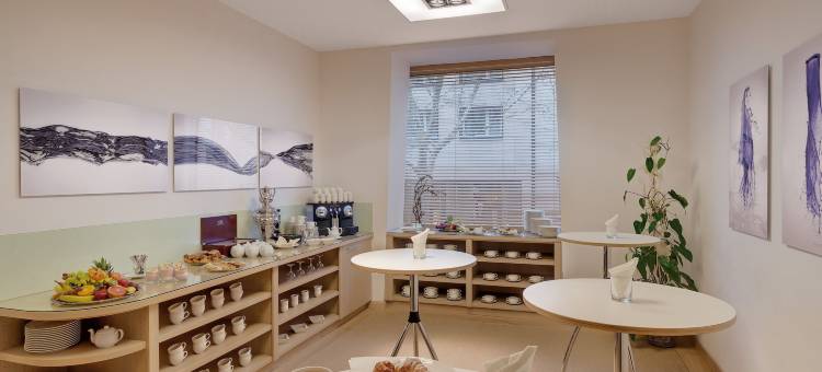 怡东 - 盖泽尔(Excelsior by Geisel)图片