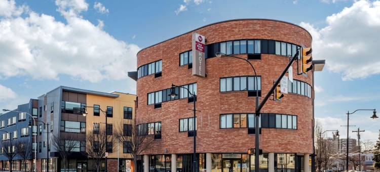 费城机场南-威得恩大学贝斯特韦斯特优质酒店(Best Western Plus Philadelphia Airport South at Widener University)图片