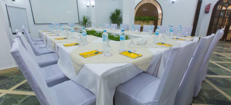 马林海滨度假村(Marlin Inn Azur Resort)图片