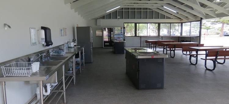 莫阿纳海滩假日公园(Moana Beach Tourist Park)图片