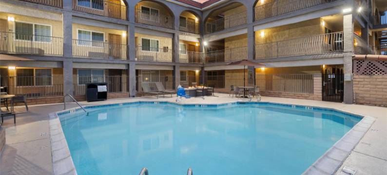 圣迭戈/米拉马尔贝斯特韦斯特酒店(Best Western San Diego/Miramar Hotel)图片