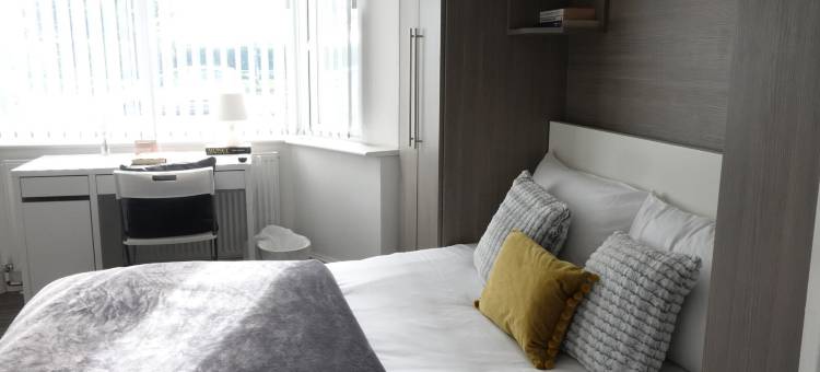 Grand Airport Ensuites大厅(Private Bathroom Rooms- Near Heathrow - Near Shops)图片
