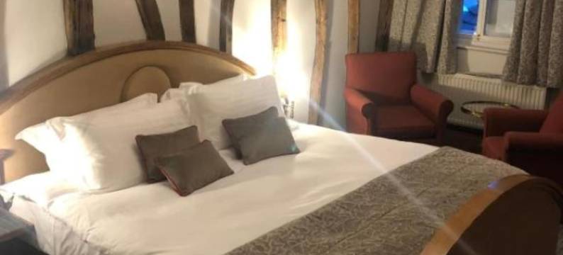 OYO 灰狗客栈(OYO The Greyhound Inn)图片