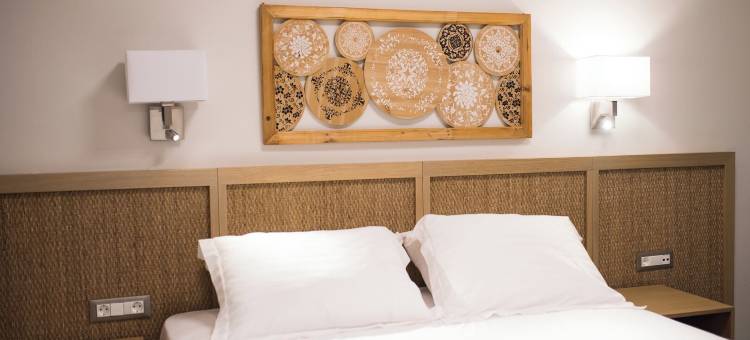 优雅海滩酒店(Elegant Beach Hotel)图片